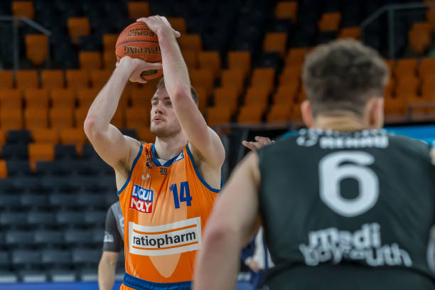 次前瞻性布 次前瞻性布